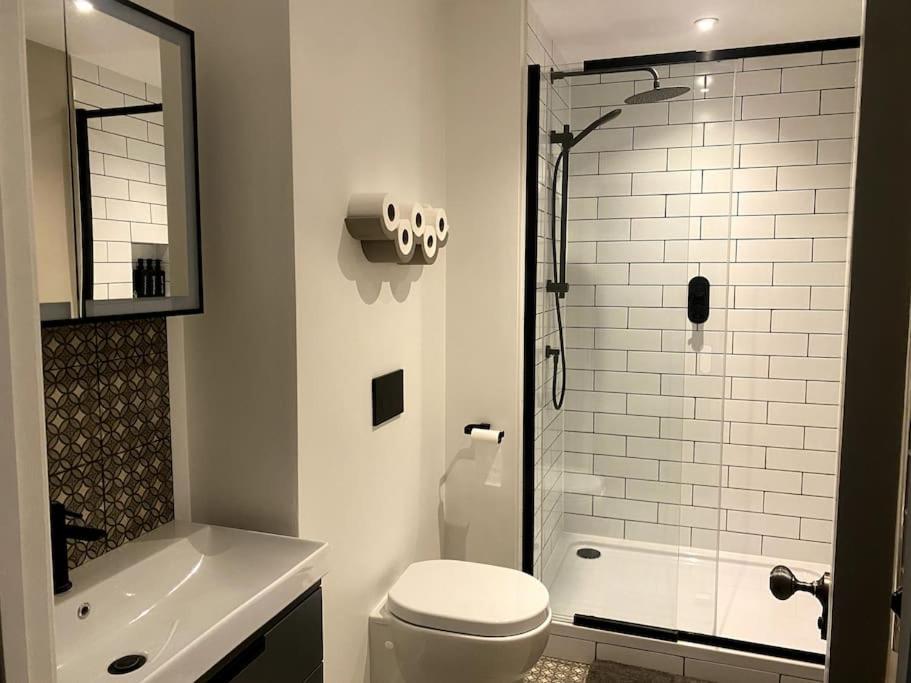 The Retreat, Luxury Studio Apartment In Bath With Parking ภายนอก รูปภาพ